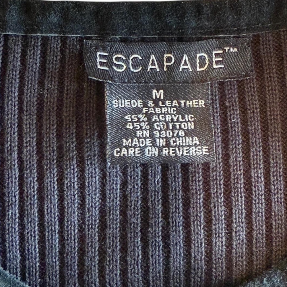 ESCAPADE BLACK JACKET WITH BUTTON DETAIL SIZE M - Picture 5 of 11
